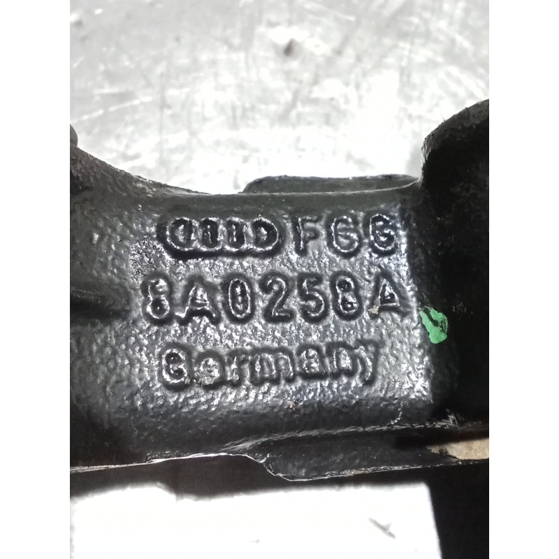 Recambio de mangueta delantera derecha para audi 80 b4 sedán (8c2) 1.9 tdi referencia OEM IAM 8A0258A  92