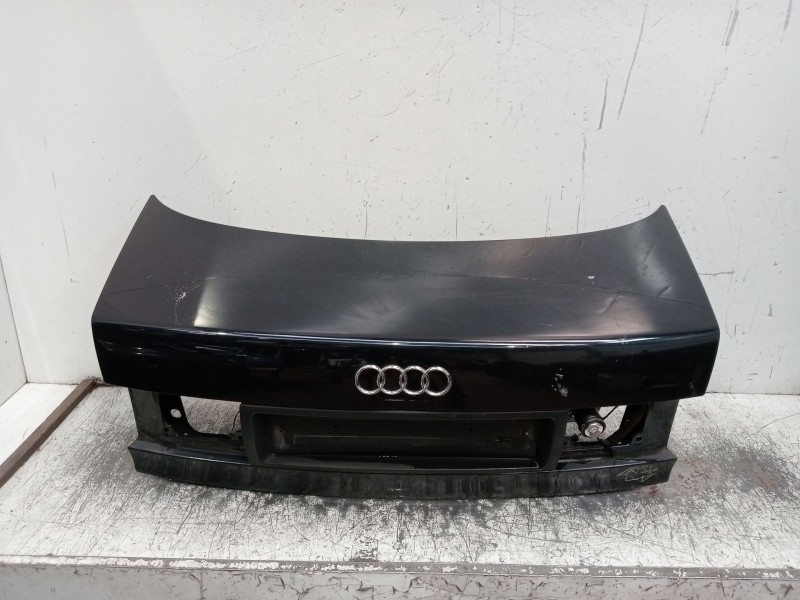Recambio de tapa maletero para audi 80 b4 sedán (8c2) 1.9 tdi referencia OEM IAM   4P 92