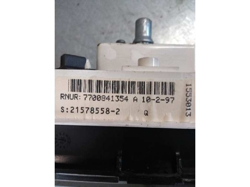 Recambio de cuadro instrumentos para renault clio i fase i+ii (b/c57) 1.9 d rn referencia OEM IAM 7700841354 215785582  Recambio de cuadro instrumentos para renault clio i fase i+ii (b/c57) 1.9 d rn referencia OEM IAM 7700841354 215785582