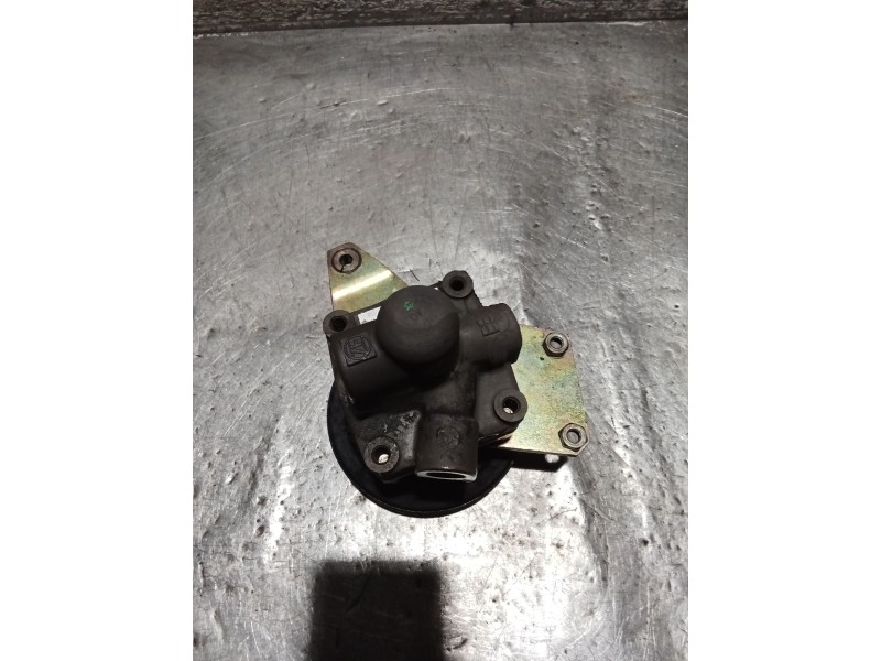 Recambio de bomba direccion para audi 80 b4 sedán (8c2) 1.9 tdi referencia OEM IAM 050145155A 7562576 