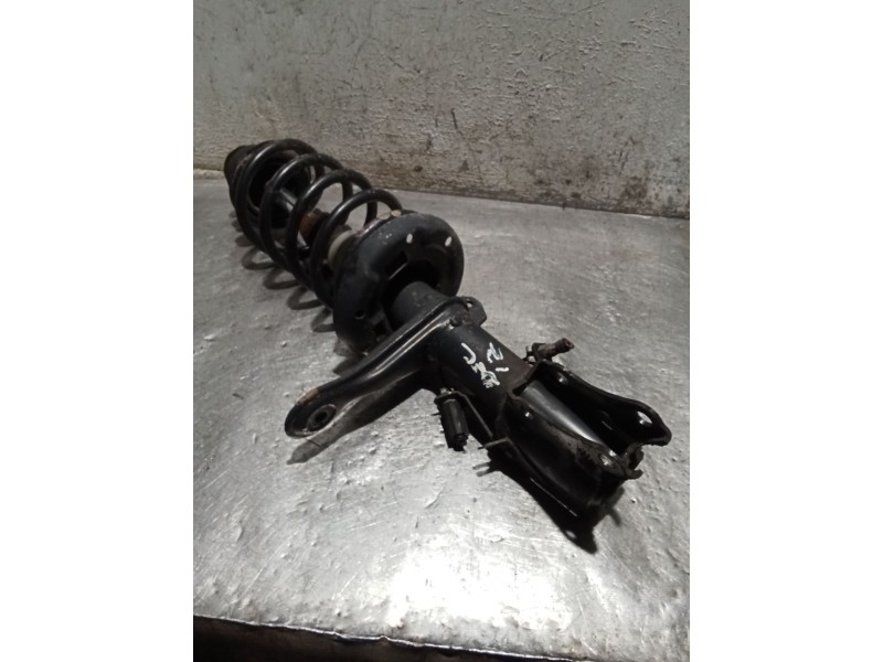 Recambio de amortiguador delantero izquierdo para audi 80 b4 sedán (8c2) 1.9 tdi referencia OEM IAM   92