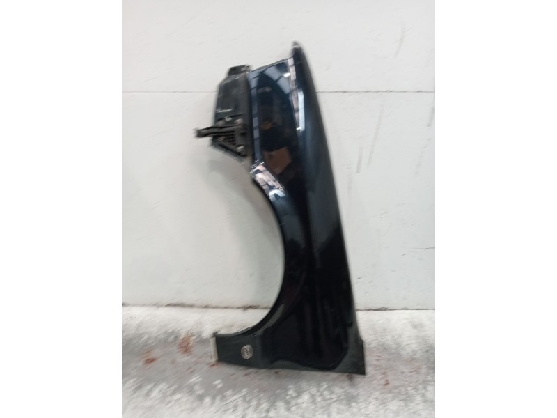 Recambio de aleta delantera izquierda para audi 80 b4 sedán (8c2) 1.9 tdi referencia OEM IAM   92