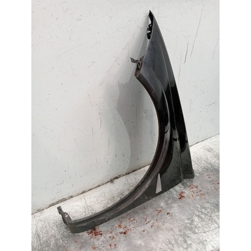 Recambio de aleta delantera izquierda para renault megane ii coupé-cabriolet (em0/1_) 1.5 dci (em1e) referencia OEM IAM   