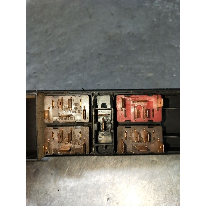 Recambio de mando elevalunas delantero izquierdo para audi 80 b3 sedán (893, 894, 8a2) 1.6 td referencia OEM IAM 893867171G 4P 