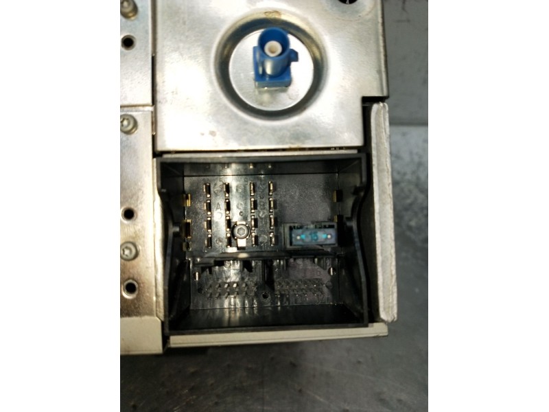 Recambio de sistema audio / radio cd para volkswagen touareg (7la) tdi v10 referencia OEM IAM 7612001017 7L6035191 VWZ1Z7C304544