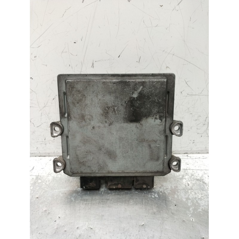 Recambio de centralita motor uce para ford fiesta v (jh_, jd_) 1.4 tdci referencia OEM IAM 7S6112A650AA 5WS40433A 2CLAJ38AC SID8