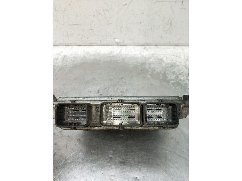 Recambio de centralita motor uce para ford fiesta v (jh_, jd_) 1.4 tdci referencia OEM IAM 7S6112A650AA 5WS40433A 2CLAJ38AC SID8