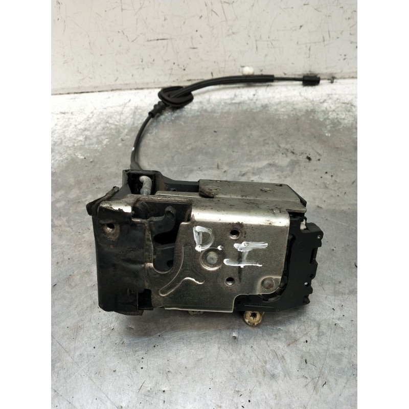 Recambio de motor cierre centralizado delantero izquierdo para ford fiesta v (jh_, jd_) 1.4 tdci referencia OEM IAM Y6D24ACLK137