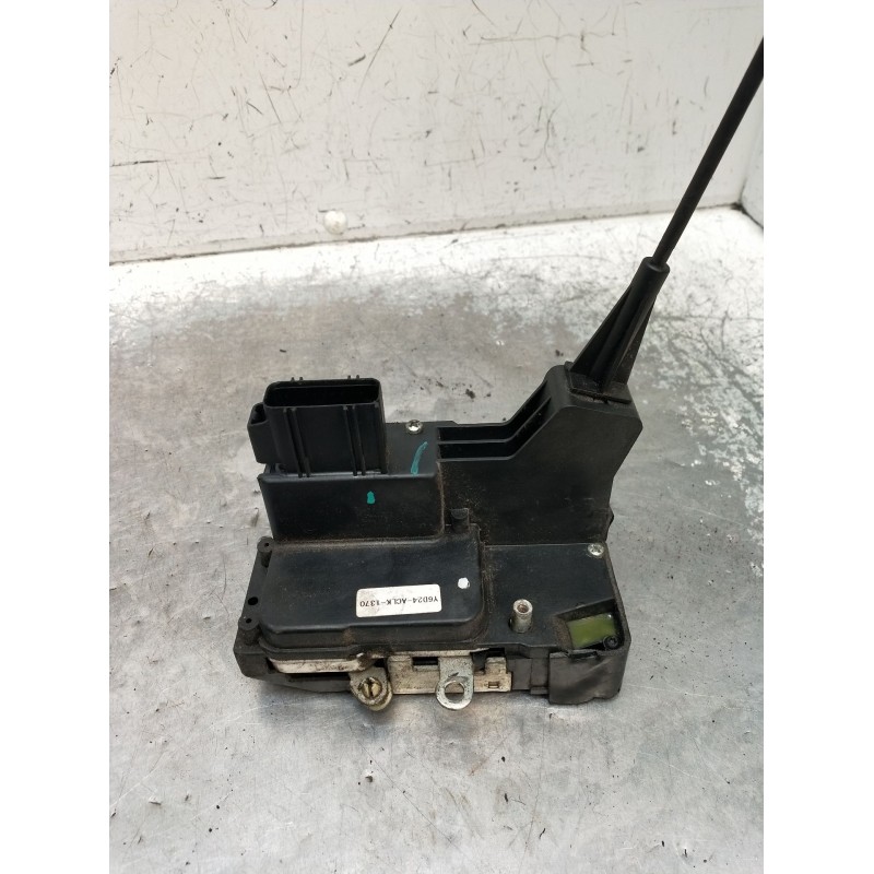 Recambio de motor cierre centralizado delantero izquierdo para ford fiesta v (jh_, jd_) 1.4 tdci referencia OEM IAM Y6D24ACLK137