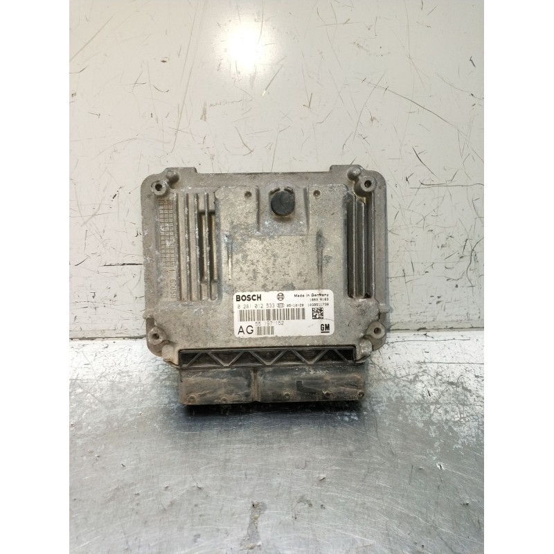 Recambio de centralita motor uce para opel vectra c station wagon (z02) 1.9 cdti (f35) referencia OEM IAM 0281012533 55197152 10