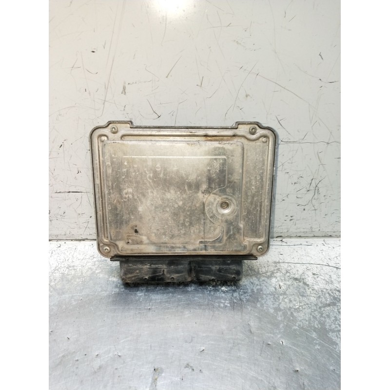 Recambio de centralita motor uce para opel vectra c station wagon (z02) 1.9 cdti (f35) referencia OEM IAM 0281012533 55197152 10