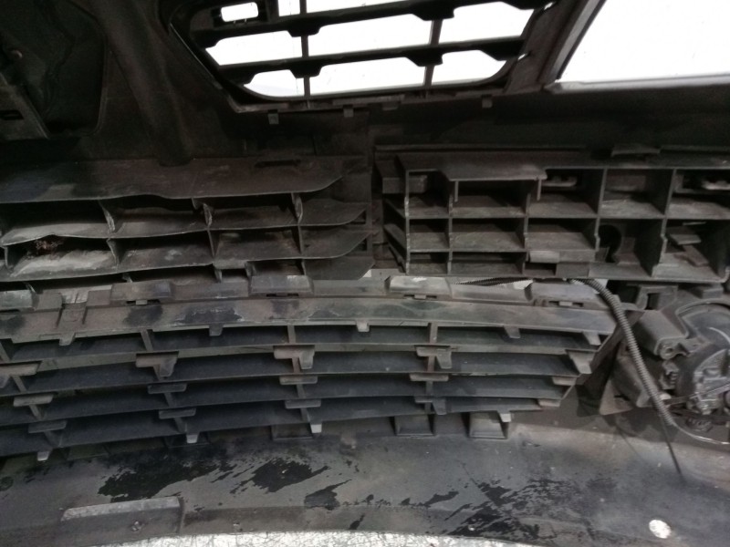 Recambio de paragolpes delantero para renault megane ii coupé-cabriolet (em0/1_) 1.5 dci (em1e) referencia OEM IAM   