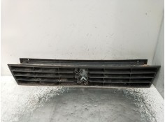 Recambio de rejilla delantera para peugeot 505 (551a) 2.5 diesel referencia OEM IAM   81