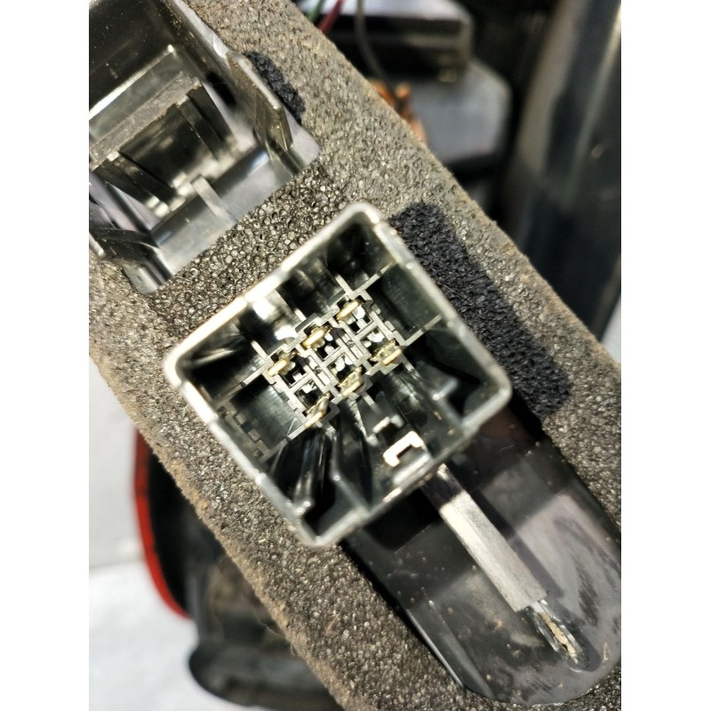 Recambio de piloto trasero derecho para ford fiesta v (jh_, jd_) 1.4 tdci referencia OEM IAM   05