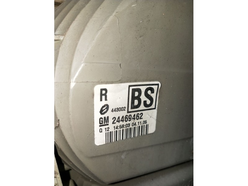 Recambio de piloto trasero derecho para opel vectra c station wagon (z02) 1.9 cdti (f35) referencia OEM IAM 24469462  03