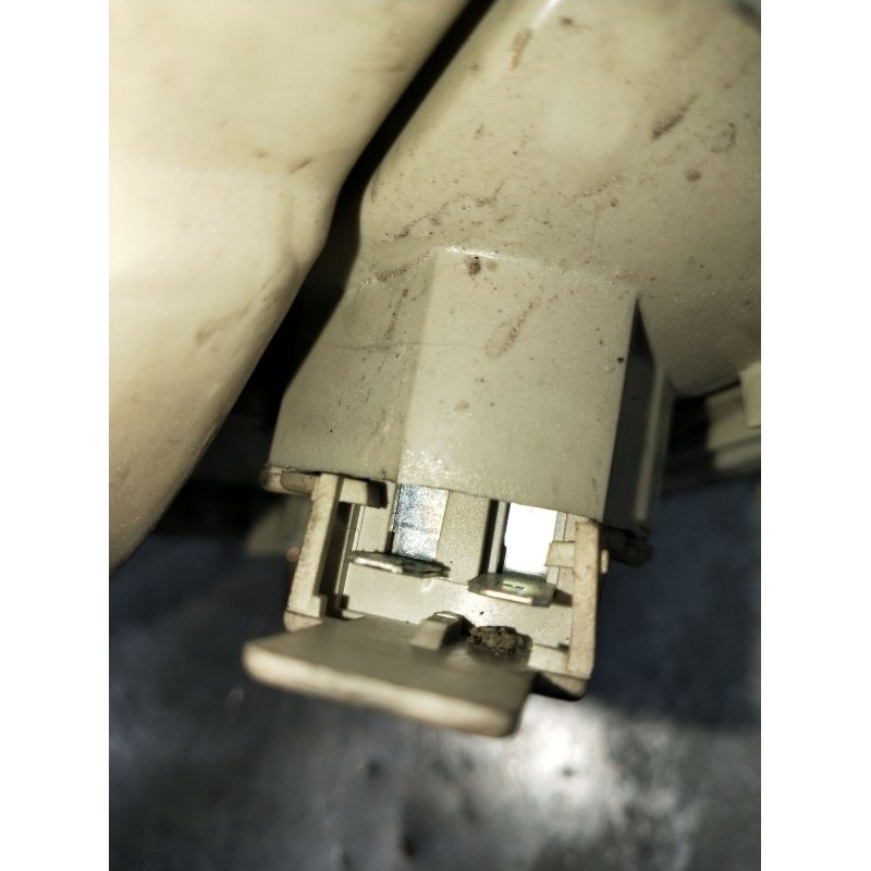 Recambio de piloto trasero izquierdo interior para audi 80 b3 sedán (893, 894, 8a2) 1.6 td referencia OEM IAM   