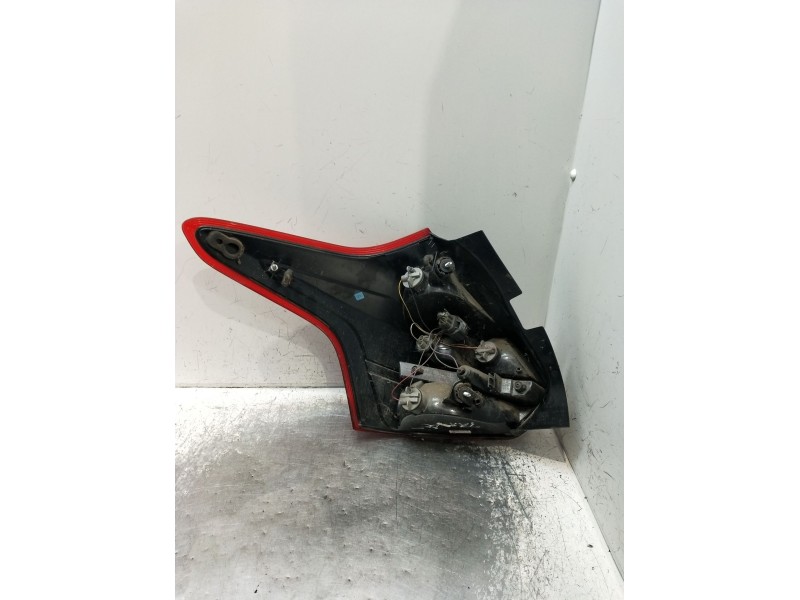 Recambio de piloto trasero derecho para ford focus turn. (cb8) titanium referencia OEM IAM   11