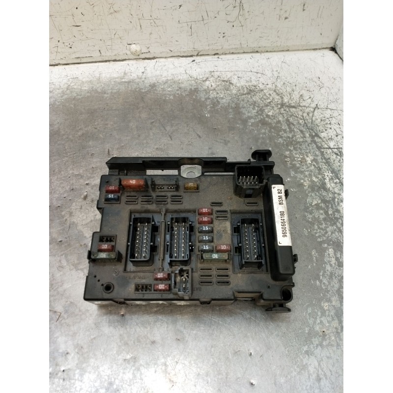 Recambio de caja reles / fusibles para peugeot 206 hatchback (2a/c) 1.4 i referencia OEM IAM 9650664180 41109046 BSMB2 03