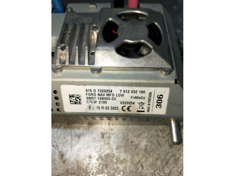 Recambio de pantalla multifuncion para ford focus turn. (cb8) titanium referencia OEM IAM 7612032186 BM5T18B955DE 1329254 815D13