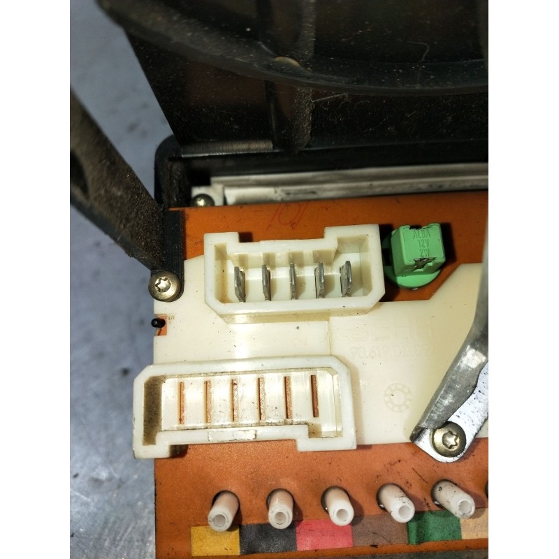 Recambio de mando calefaccion / aire acondicionado para peugeot 505 (551a) 2.5 diesel referencia OEM IAM 4018589 925372680 81