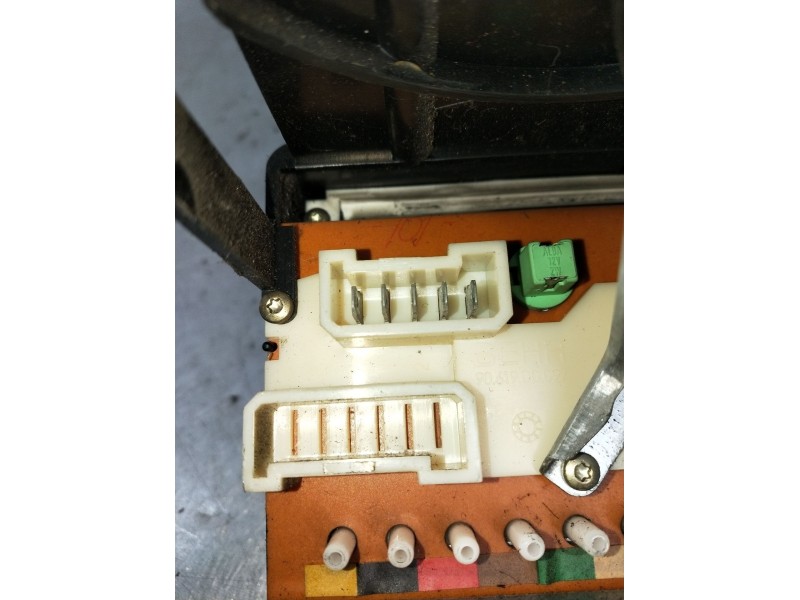 Recambio de mando calefaccion / aire acondicionado para peugeot 505 (551a) 2.5 diesel referencia OEM IAM 4018589 925372680 81