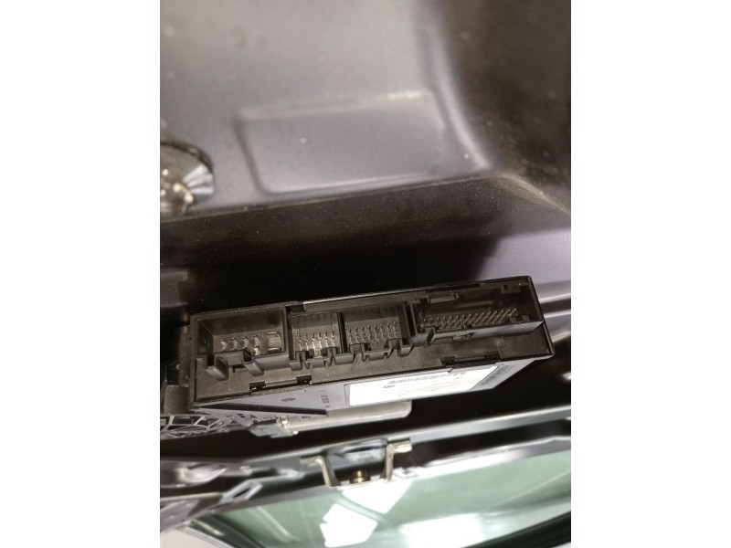 Recambio de elevalunas delantero derecho para volkswagen touareg (7la) tdi v10 referencia OEM IAM 7L0837354A 990773106 5P