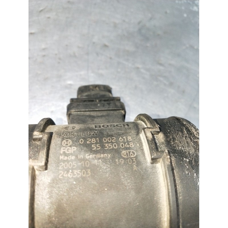 Recambio de caudalimetro para opel vectra c station wagon (z02) 1.9 cdti (f35) referencia OEM IAM 0281002618 55350048 2463503 03