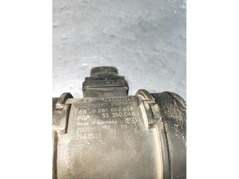 Recambio de caudalimetro para opel vectra c station wagon (z02) 1.9 cdti (f35) referencia OEM IAM 0281002618 55350048 2463503 03