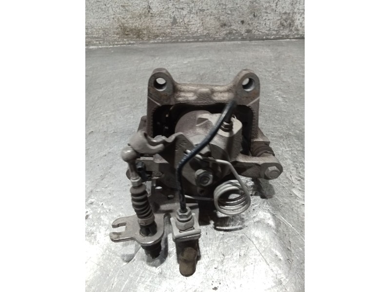 Recambio de pinza freno trasera izquierda para volkswagen caddy iv furgoneta/monovolumen (saa, sah) 2.0 tdi referencia OEM IAM  