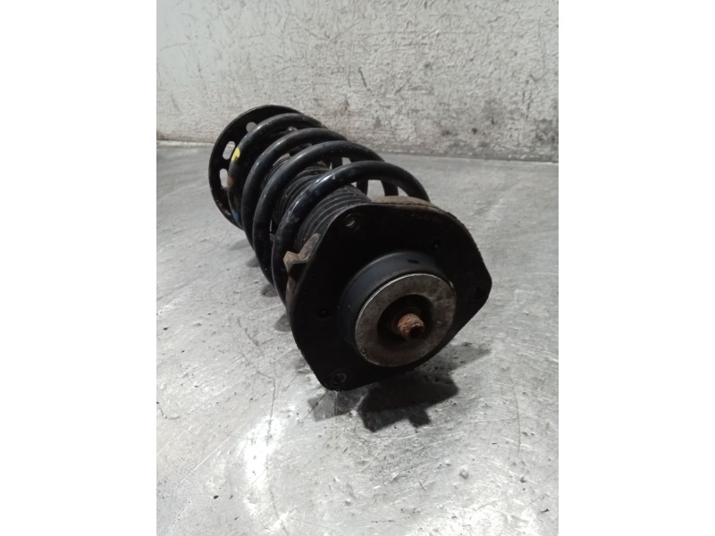 Recambio de amortiguador delantero izquierdo para volkswagen caddy iv furgoneta/monovolumen (saa, sah) 2.0 tdi referencia OEM IA