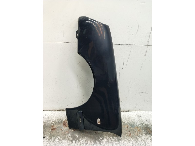 Recambio de aleta delantera izquierda para mercedes-benz clase e (w210) e 220 d (210.004) referencia OEM IAM   95