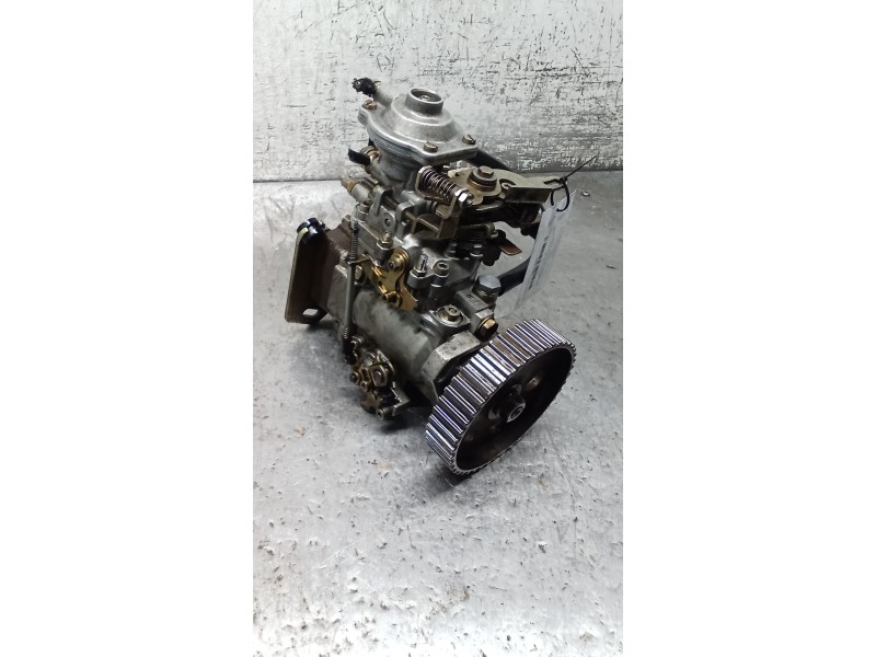 Recambio de bomba inyeccion para audi 80 b3 sedán (893, 894, 8a2) 1.6 td referencia OEM IAM 068130109N 0460494221 BOSCH