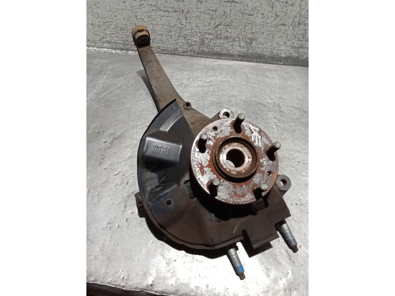 Recambio de mangueta delantera derecha para mazda 6 hatchback (gh) 1.8 mzr referencia OEM IAM   07