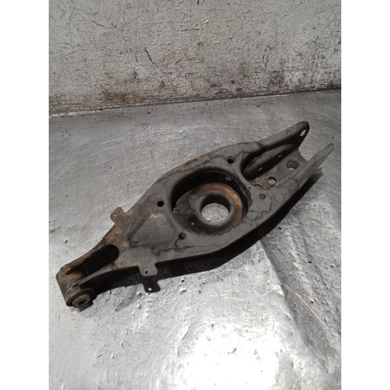 Recambio de brazo suspension inferior trasero izquierdo para mercedes-benz clase e (w210) e 220 d (210.004) referencia OEM IAM  