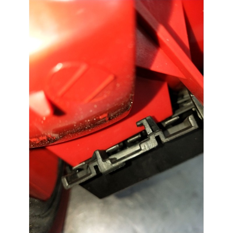 Recambio de piloto trasero izquierdo interior para audi 80 b4 sedán (8c2) 1.9 tdi referencia OEM IAM   92