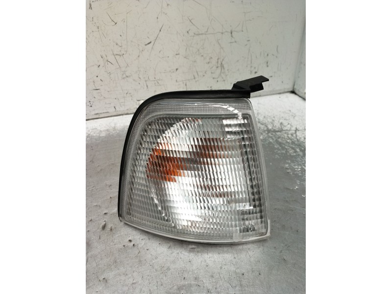 Recambio de piloto delantero derecho para audi 80 b4 sedán (8c2) 1.9 tdi referencia OEM IAM 8A0953050A 1305230917 92