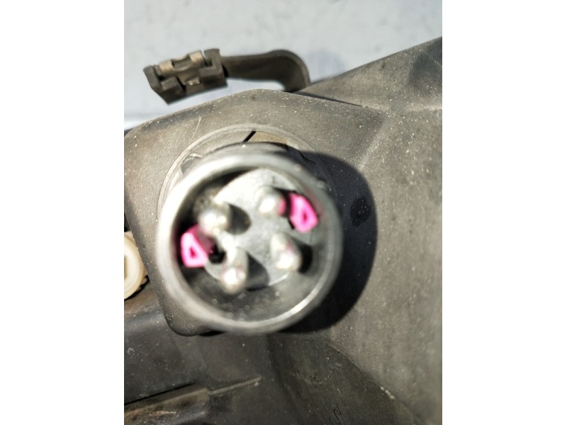 Recambio de faro izquierdo para audi 80 b4 sedán (8c2) 1.9 tdi referencia OEM IAM   92