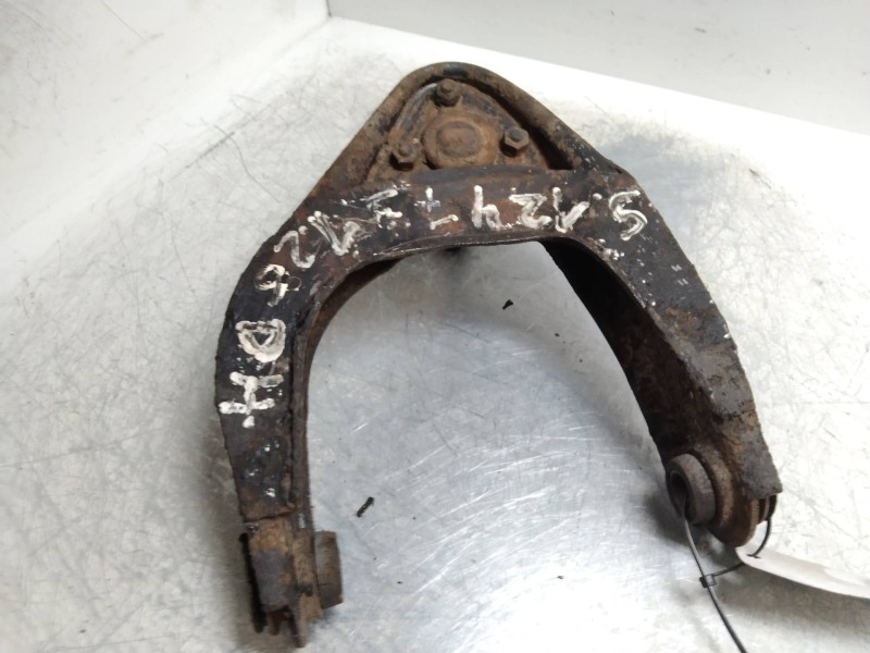 Recambio de brazo suspension superior delantero derecho para seat 124 1.2 referencia OEM IAM   