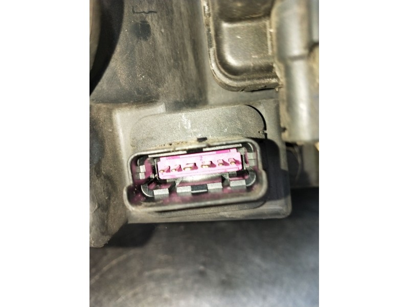 Recambio de faro izquierdo para peugeot 406 (8b) 2.0 hdi 110 referencia OEM IAM   99