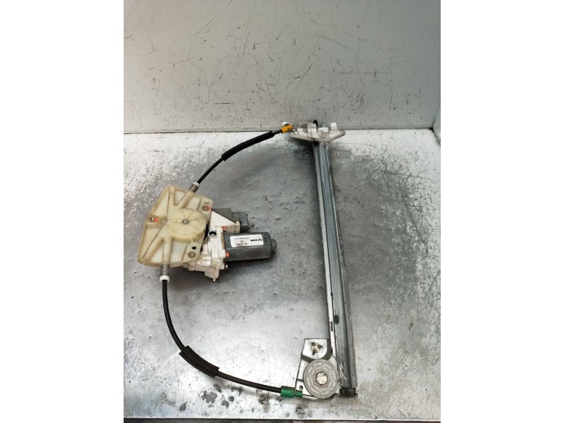 Recambio de elevalunas delantero izquierdo para peugeot 406 (8b) 2.0 hdi 110 referencia OEM IAM A04452100  99 4P