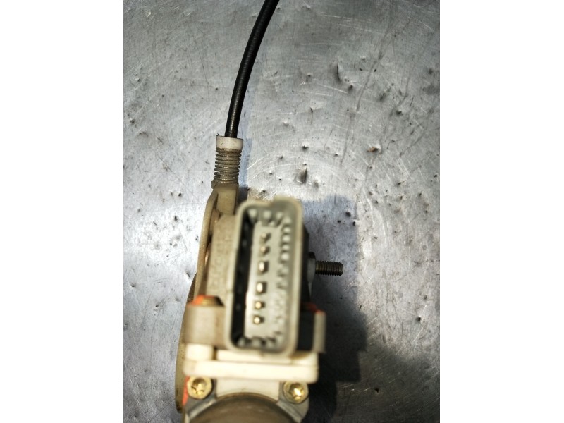Recambio de elevalunas delantero izquierdo para peugeot 406 (8b) 2.0 hdi 110 referencia OEM IAM A04452100  99 4P