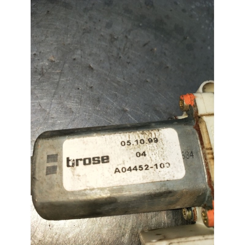 Recambio de elevalunas delantero izquierdo para peugeot 406 (8b) 2.0 hdi 110 referencia OEM IAM A04452100  99 4P