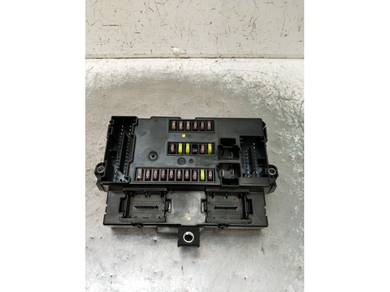 Recambio de caja reles / fusibles para peugeot boxer furgoneta 2.0 bluehdi 130 referencia OEM IAM 1389975080 2012DJ4342 4983ABCM