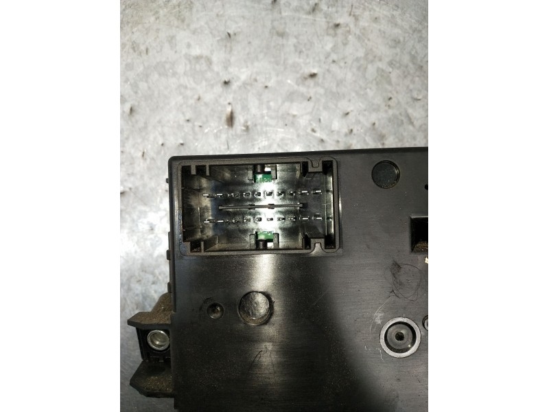 Recambio de caja reles / fusibles para peugeot boxer furgoneta 2.0 bluehdi 130 referencia OEM IAM 1389975080 2012DJ4342 4983ABCM