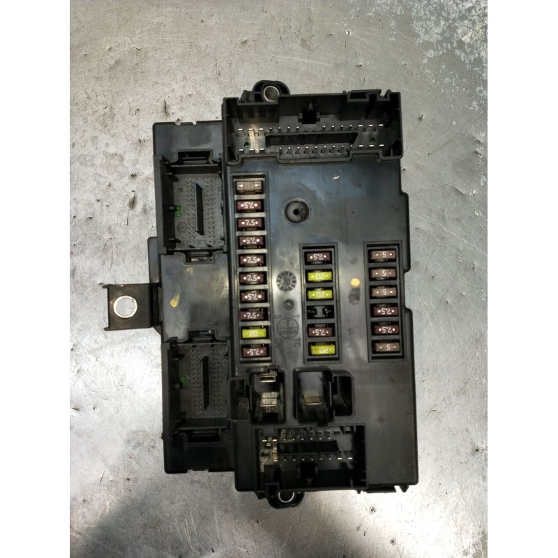 Recambio de caja reles / fusibles para peugeot boxer furgoneta 2.0 bluehdi 130 referencia OEM IAM 1389975080 2012DJ4342 4983ABCM