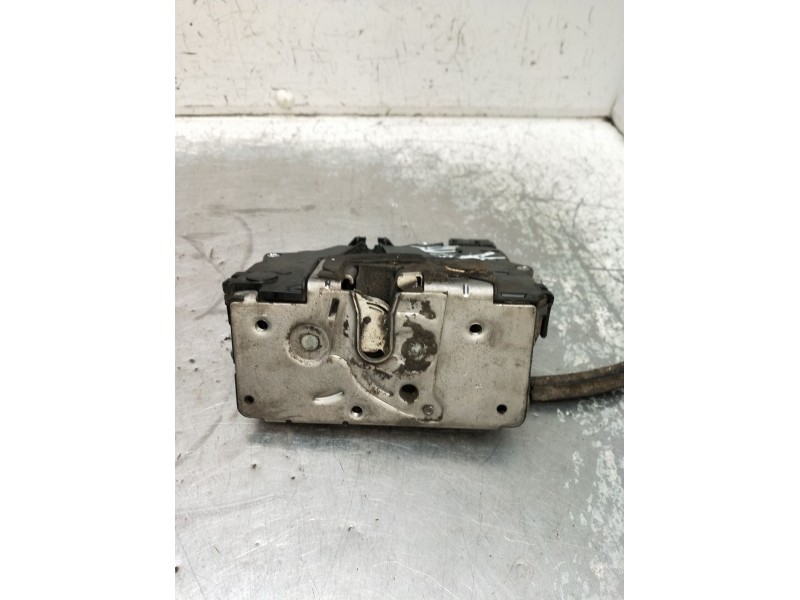 Recambio de motor cierre centralizado delantero derecho para peugeot boxer furgoneta 2.0 bluehdi 130 referencia OEM IAM 13938190