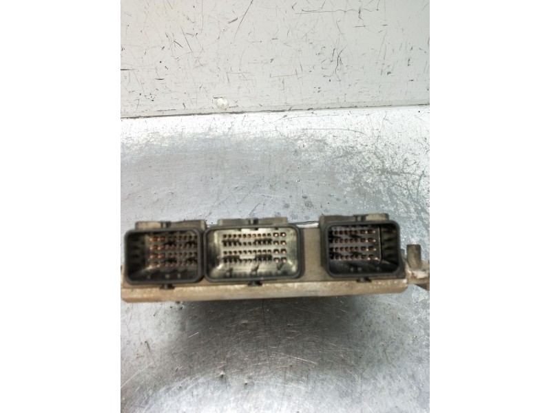 Recambio de centralita motor uce para peugeot 406 (8b) 2.0 hdi 110 referencia OEM IAM 0281011520 9652183480 1039S04287 EDC15C2 9