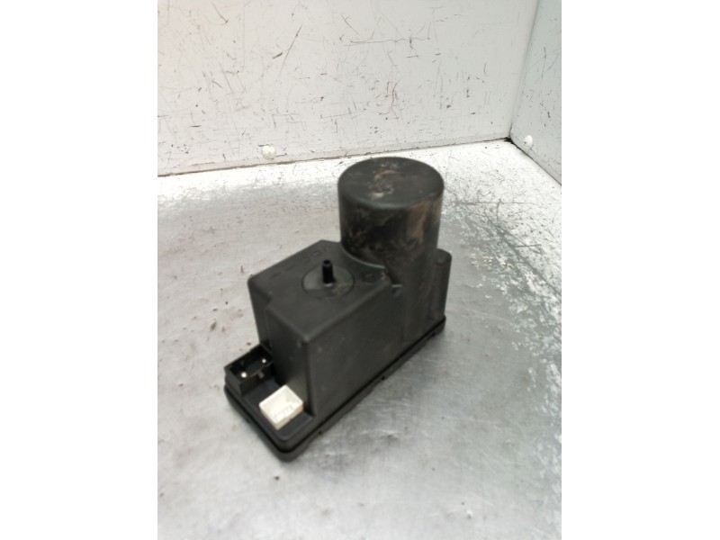 Recambio de centralita cierre para audi 80 b4 sedán (8c2) 1.9 tdi referencia OEM IAM 4A0862257A COMPRESOR CIERRE CENTRALIZADO 92