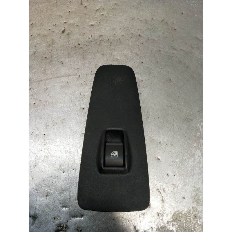 Recambio de mando elevalunas delantero derecho para peugeot boxer furgoneta 2.0 bluehdi 130 referencia OEM IAM 07355329060 30170