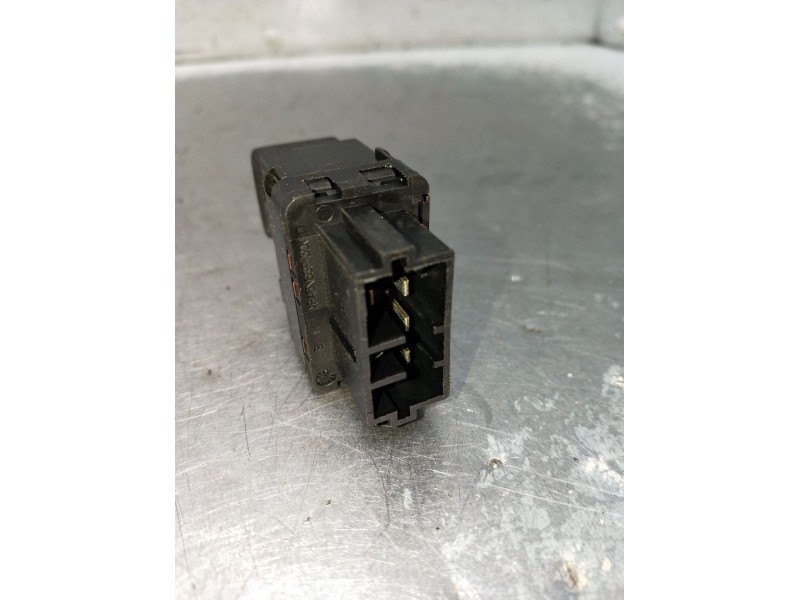 Recambio de mando elevalunas delantero derecho para peugeot 406 (8b) 2.0 hdi 110 referencia OEM IAM   99 4P